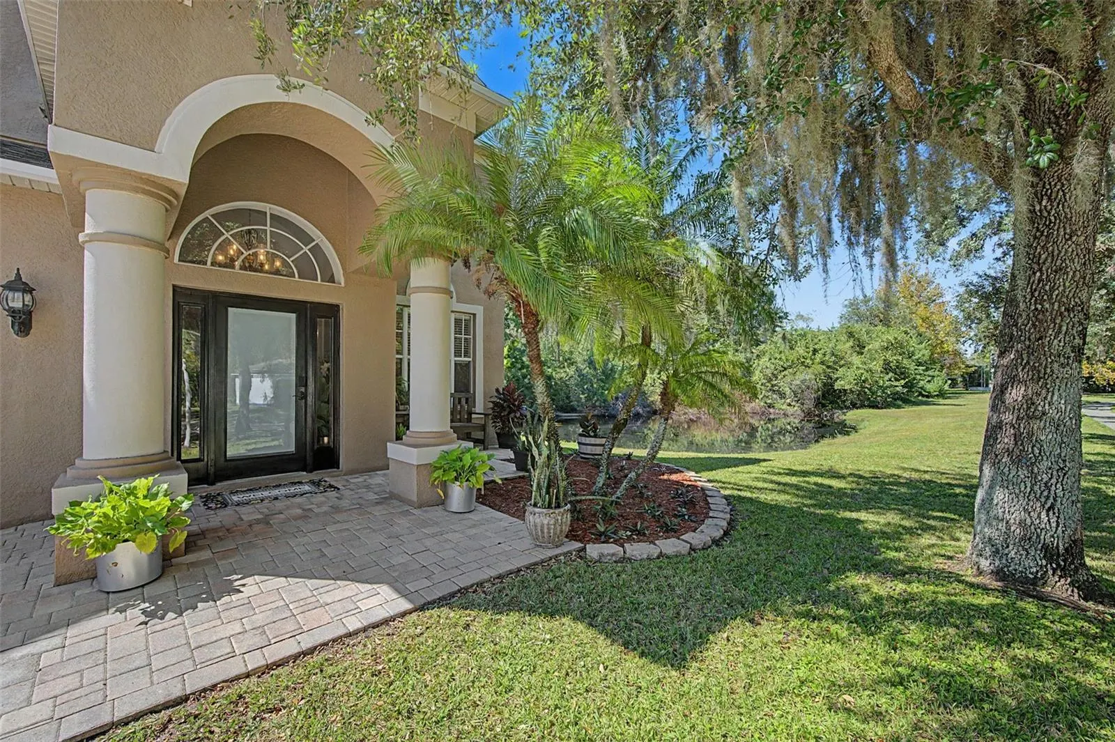 19266 FISHERMANS BEND DR