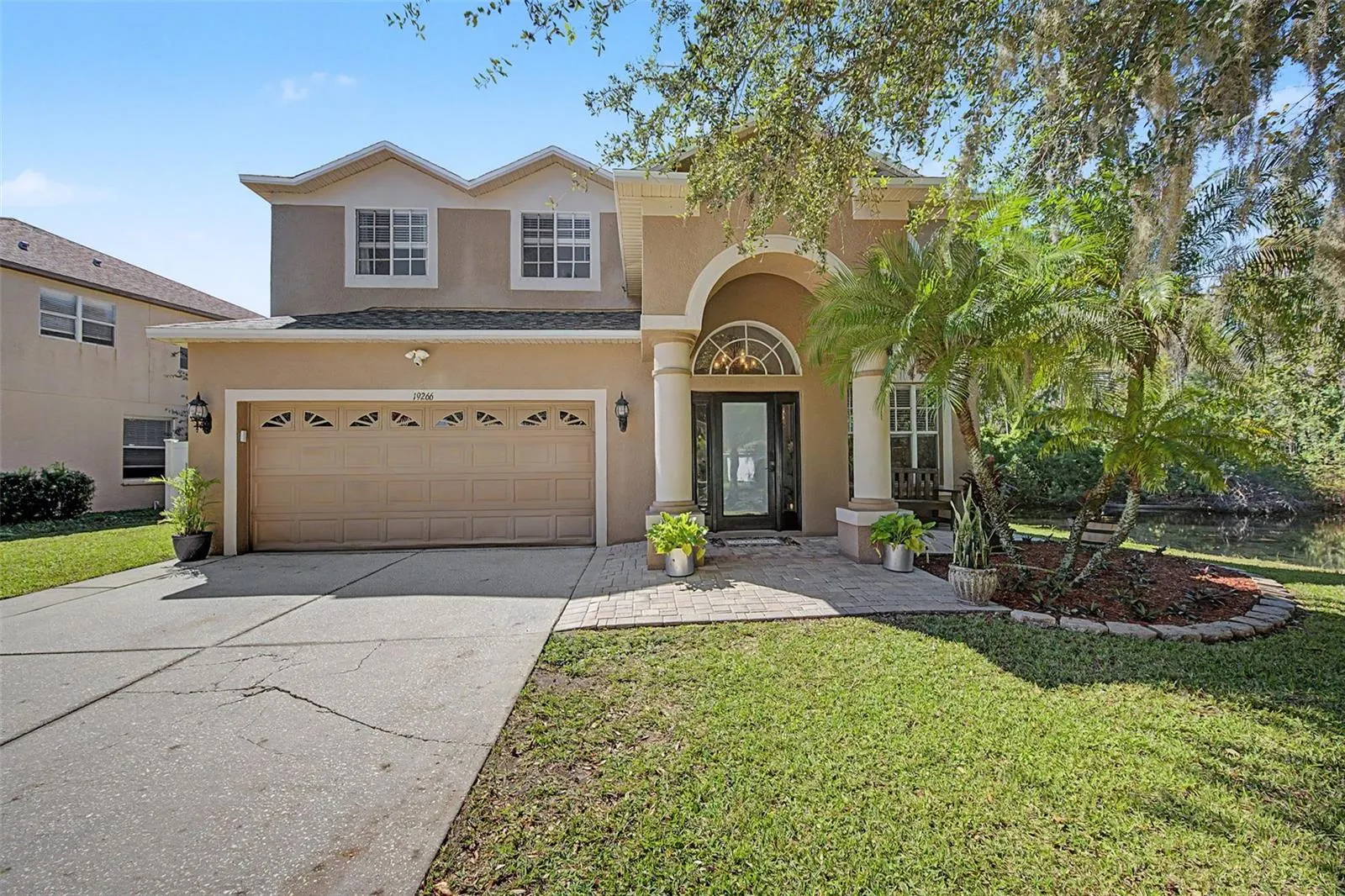 19266 FISHERMANS BEND DR