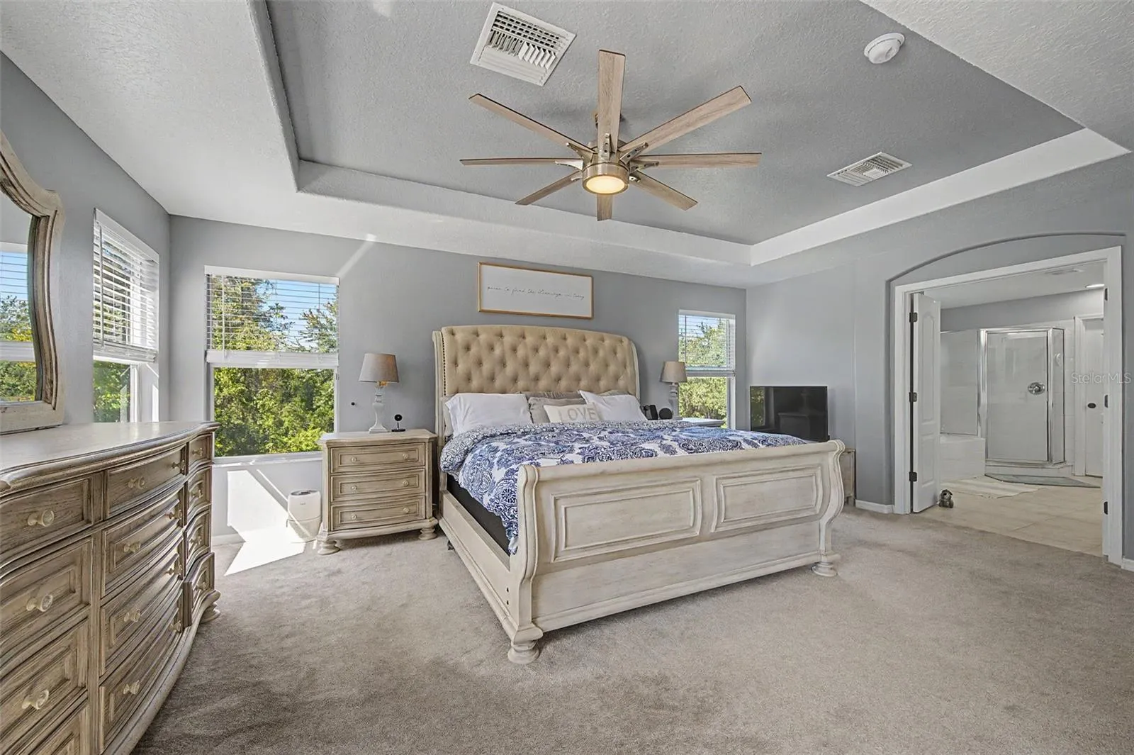 19266 FISHERMANS BEND DR