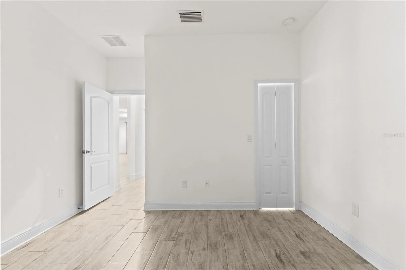 13506 CIRCA CROSSING DR