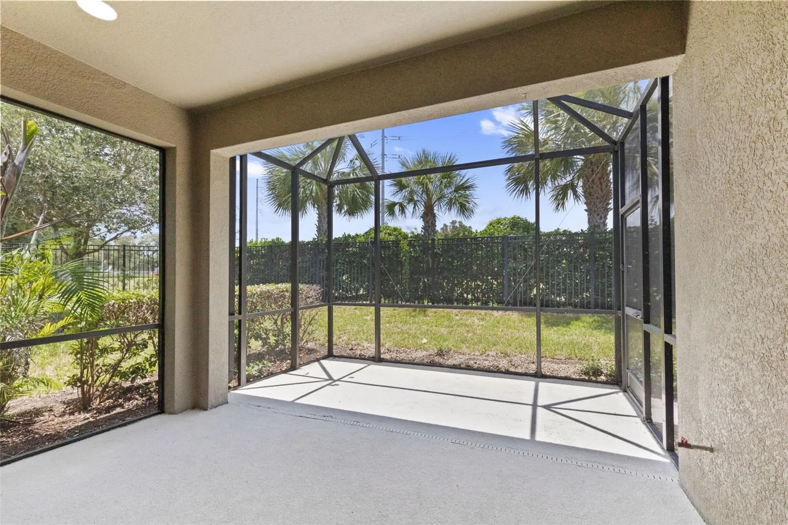 13506 CIRCA CROSSING DR