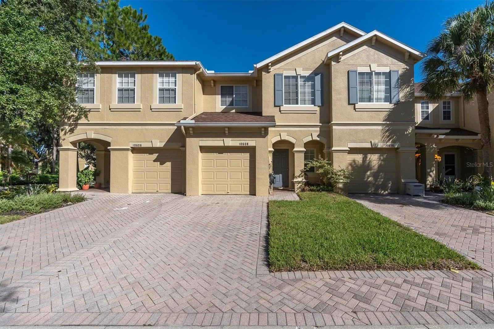 10608 SHADY FALLS CT