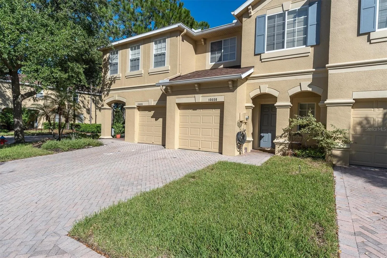 10608 SHADY FALLS CT