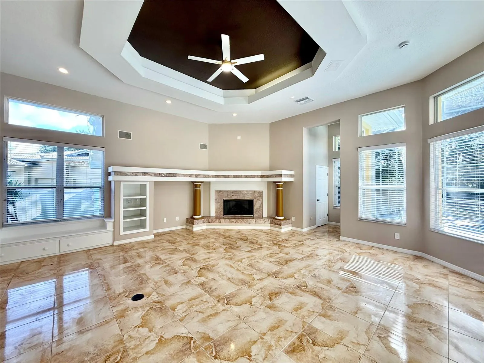 10334 LONGWOOD DR