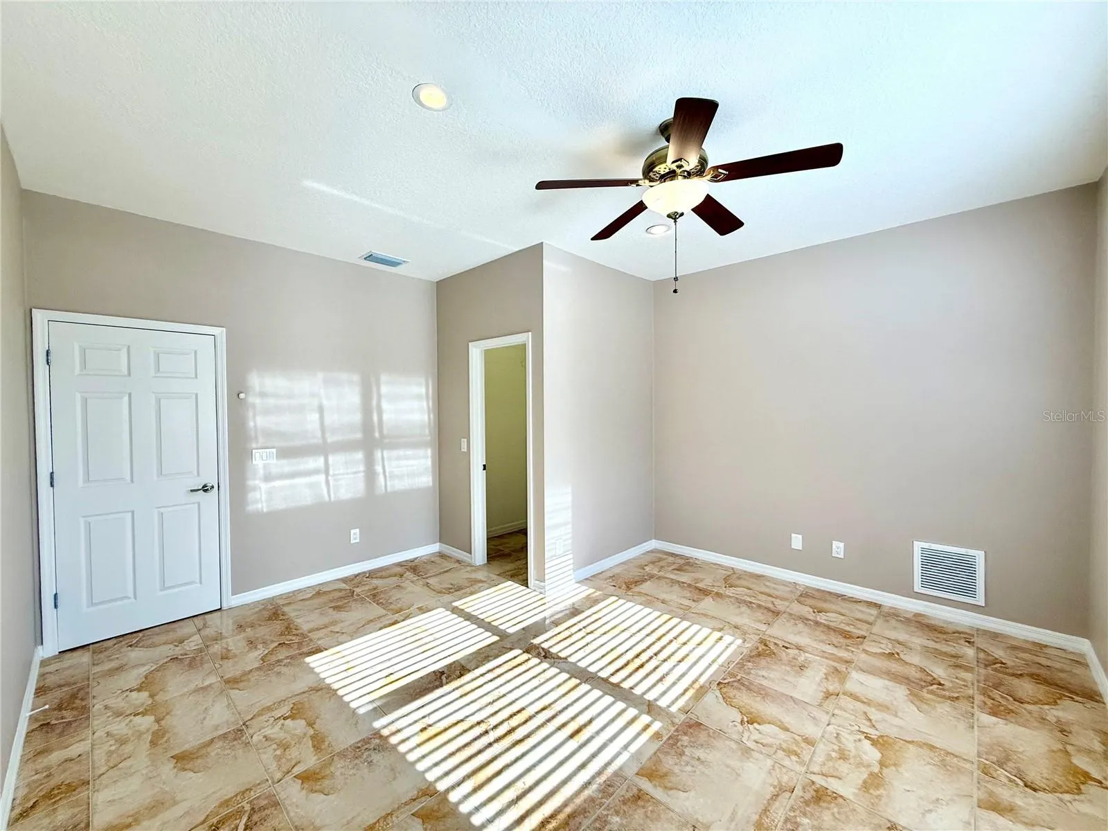 10334 LONGWOOD DR