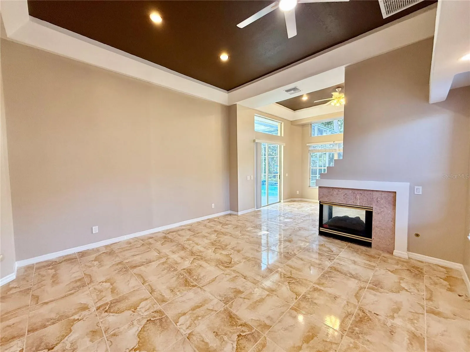 10334 LONGWOOD DR