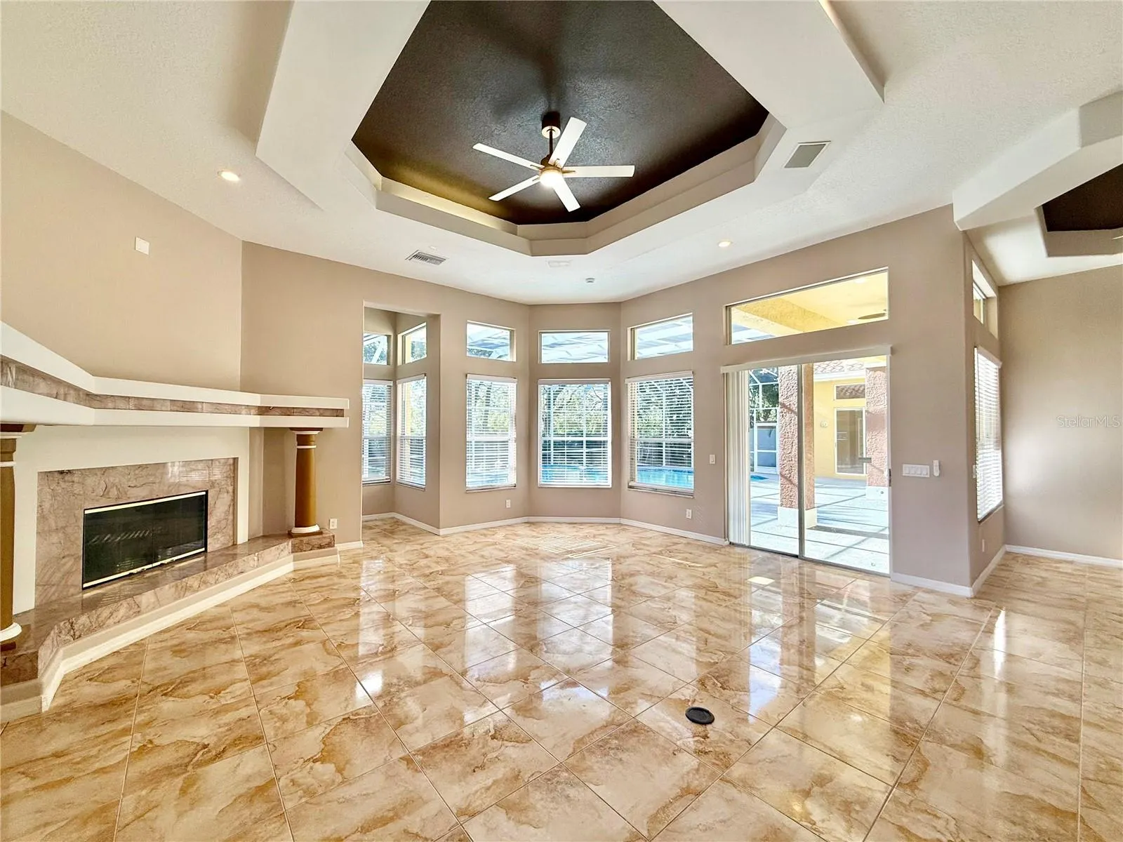 10334 LONGWOOD DR