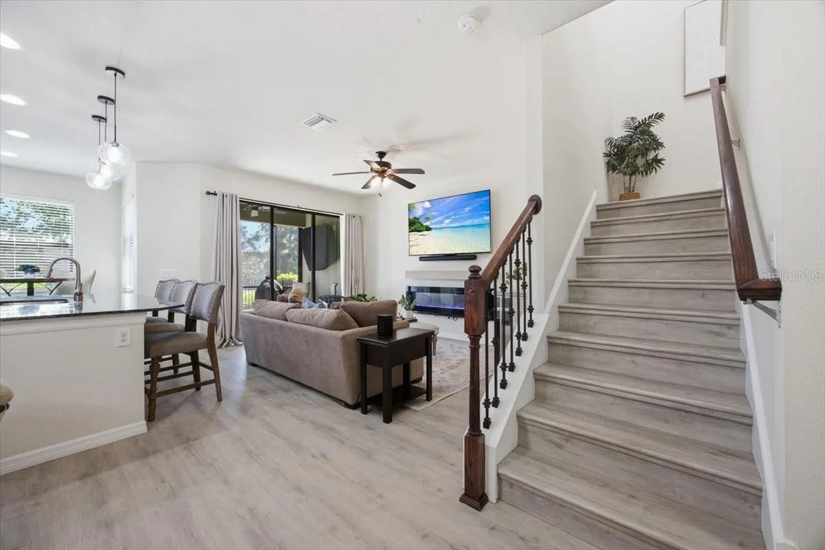 4868 WANDERING WAY