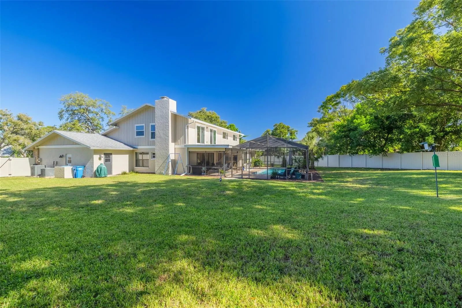 1496 TREETOP DR