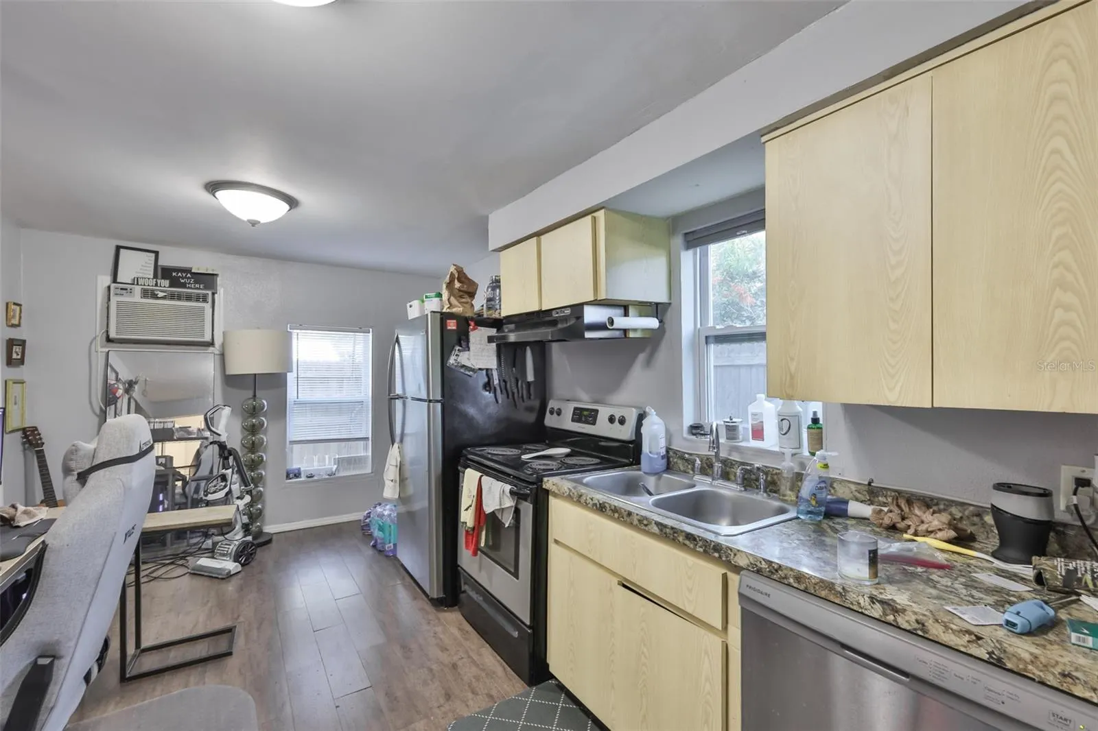 1208 17TH ST N