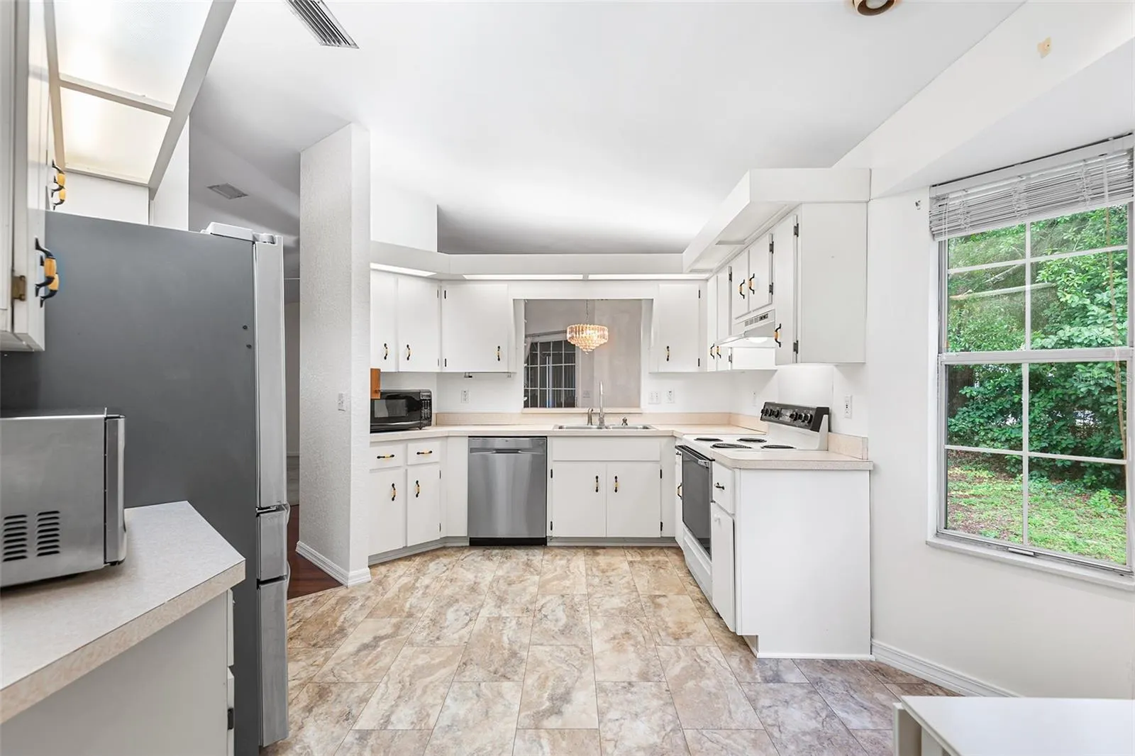 8297 SW 108TH LOOP