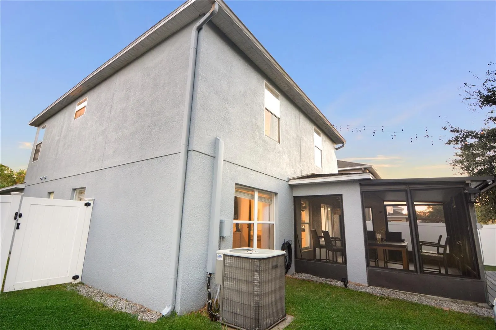 12617 WHITE BLUFF RD