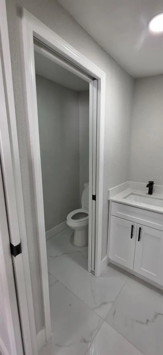 1709 WISHING WELL WAY