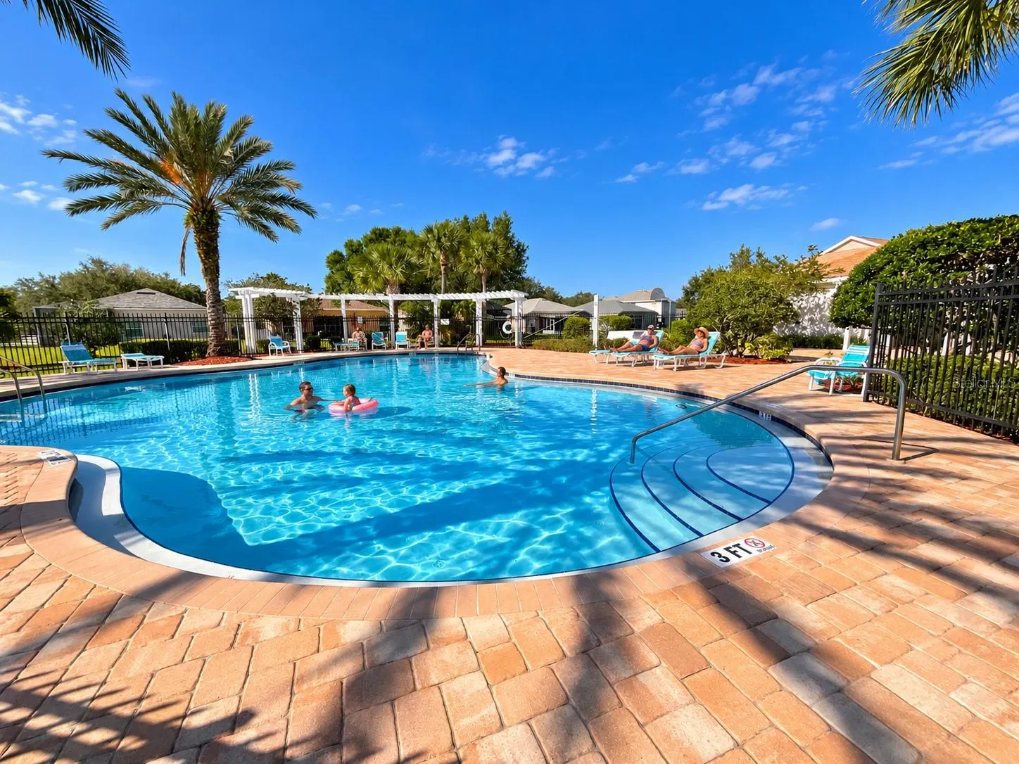 12249 COUNTRY WHITE CIR