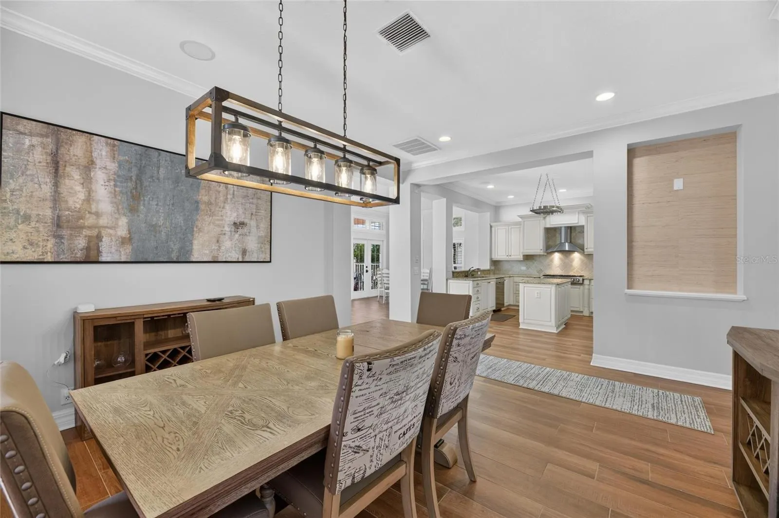 825 ISLEBAY DR