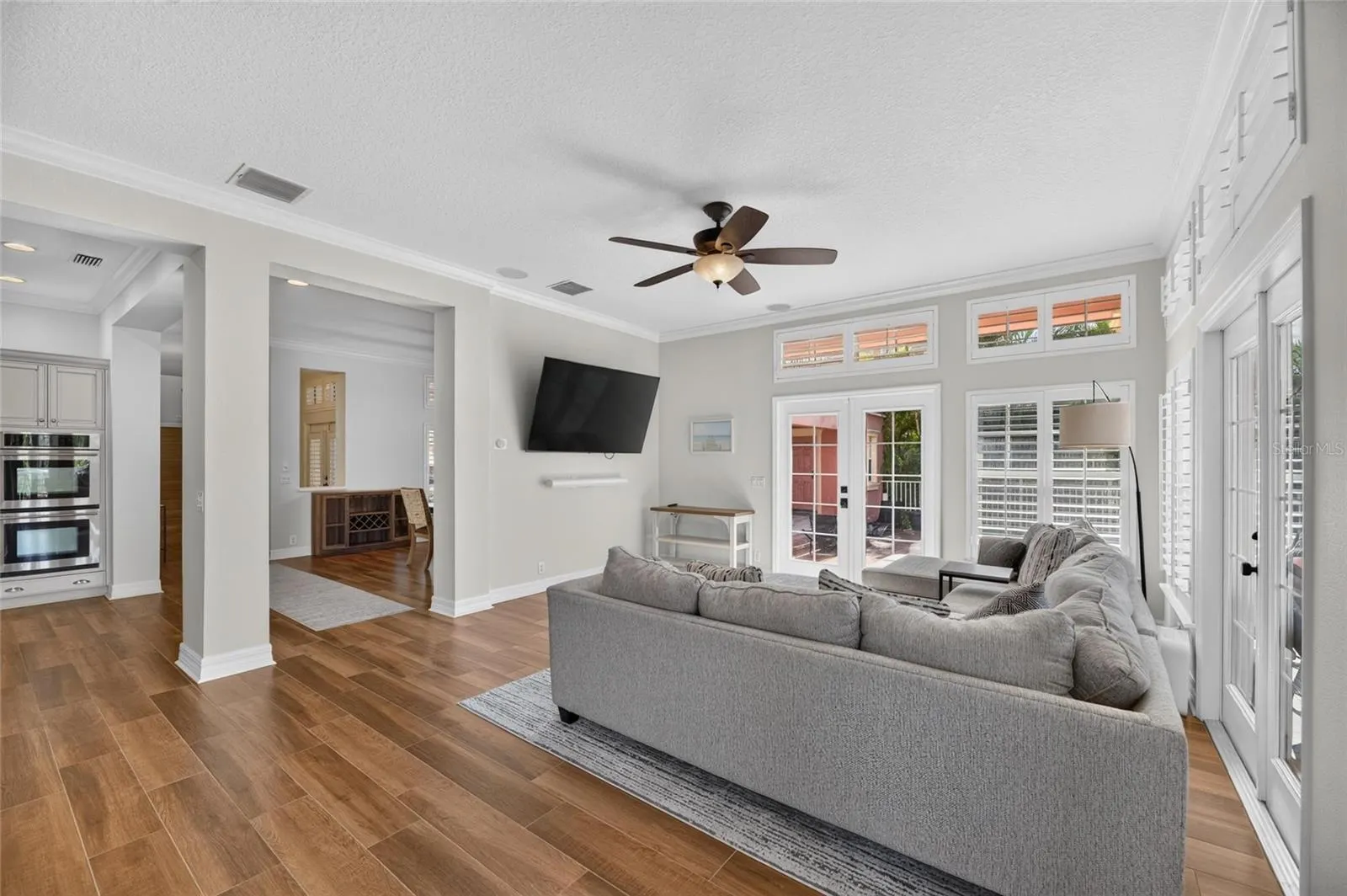 825 ISLEBAY DR