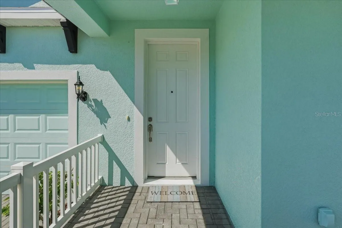 5118 COASTAL SCENE DR