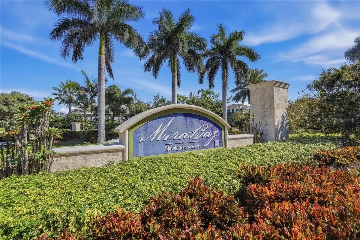 5118 COASTAL SCENE DR