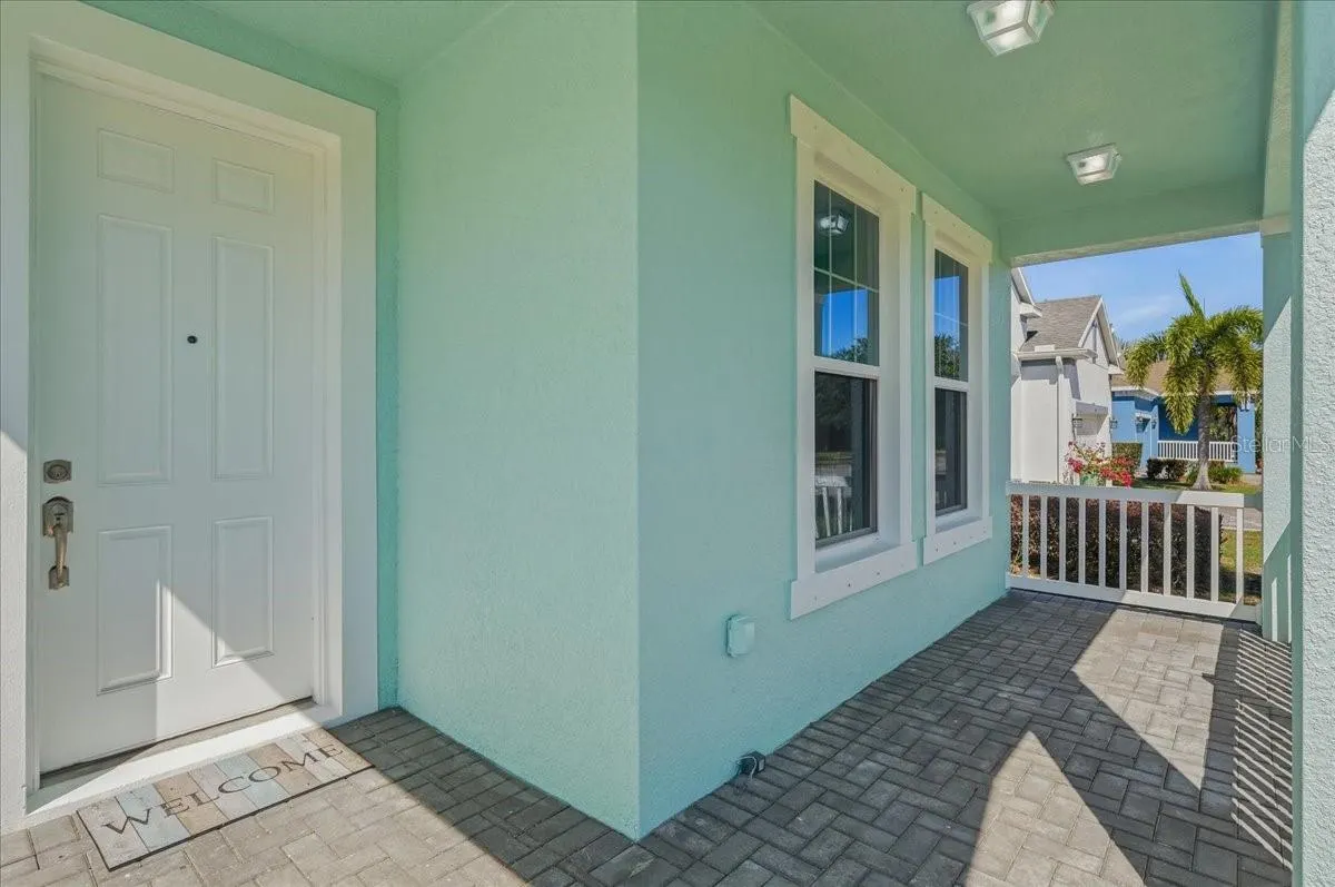 5118 COASTAL SCENE DR