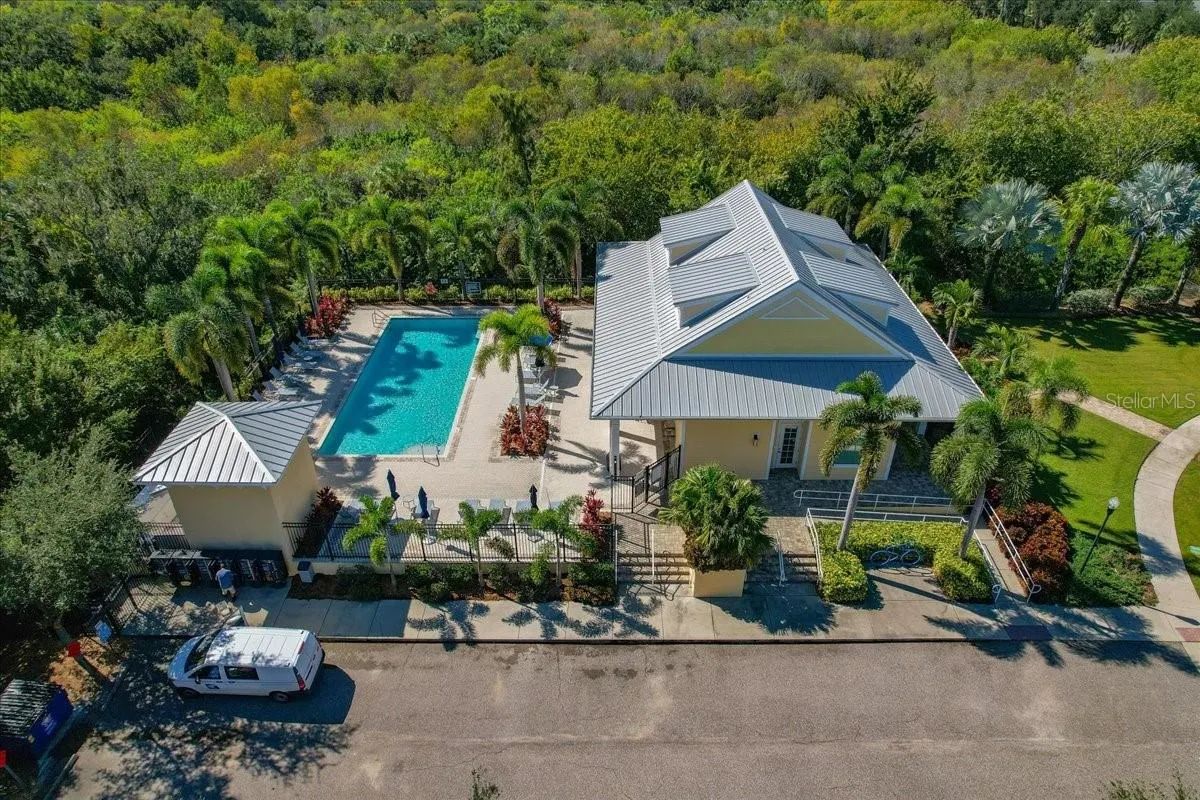 5118 COASTAL SCENE DR