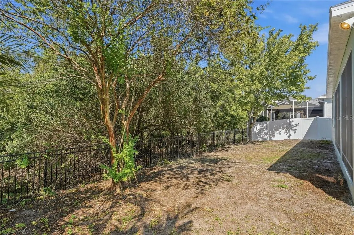 5118 COASTAL SCENE DR