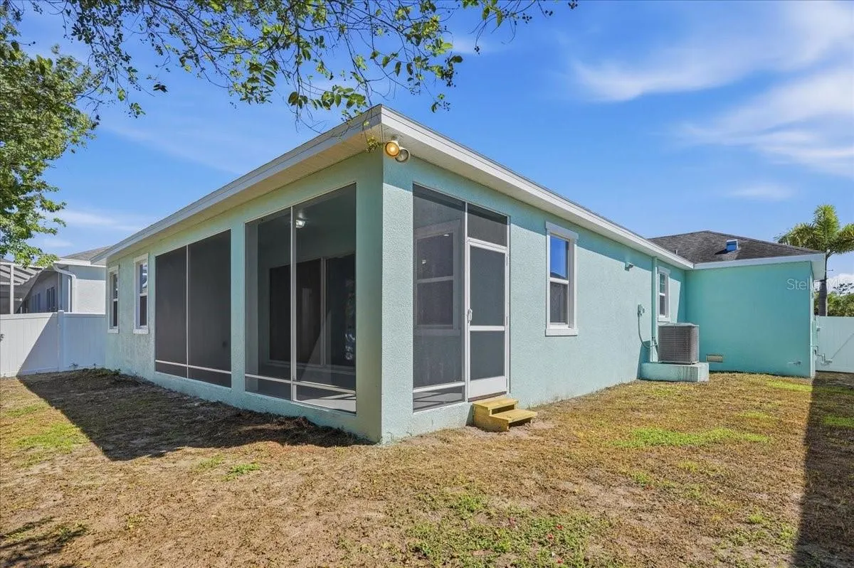 5118 COASTAL SCENE DR