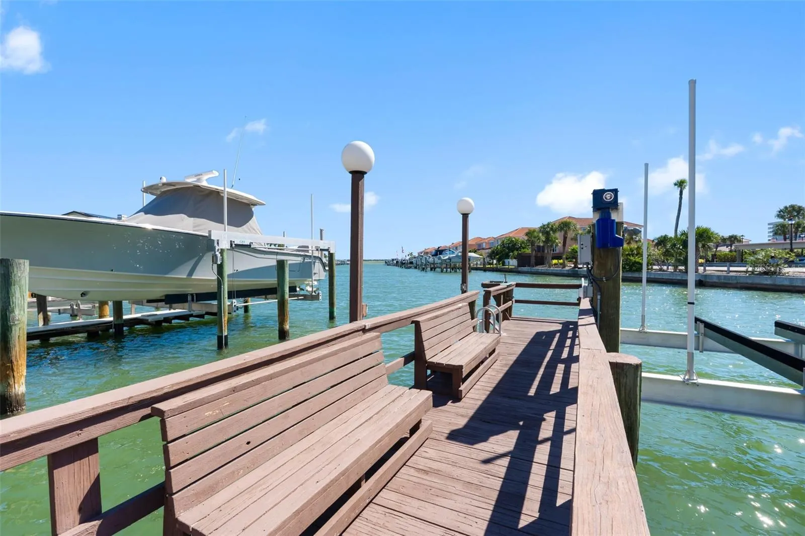 1581 GULF BLVD #403N #403N