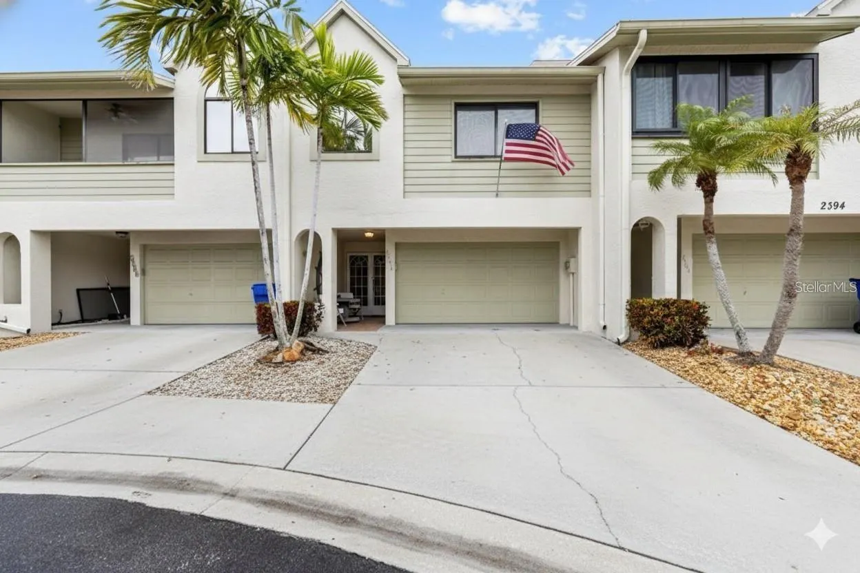 2392 HANOVER DR