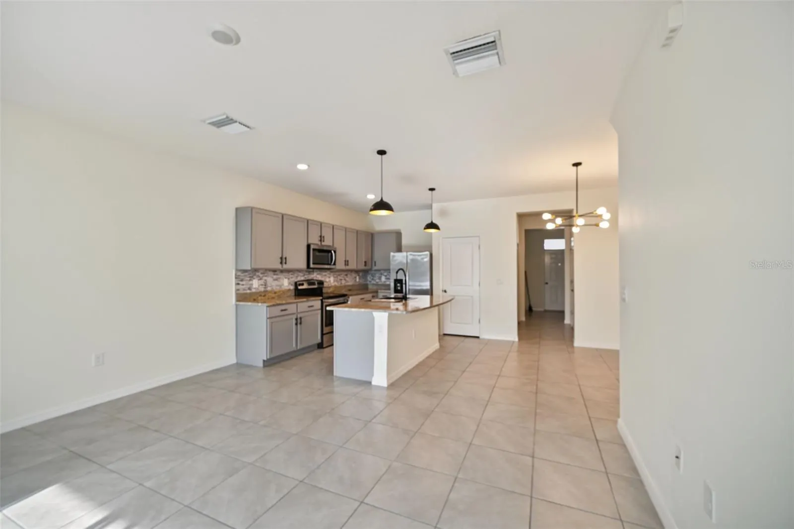136 MANGROVE SHADE CIR