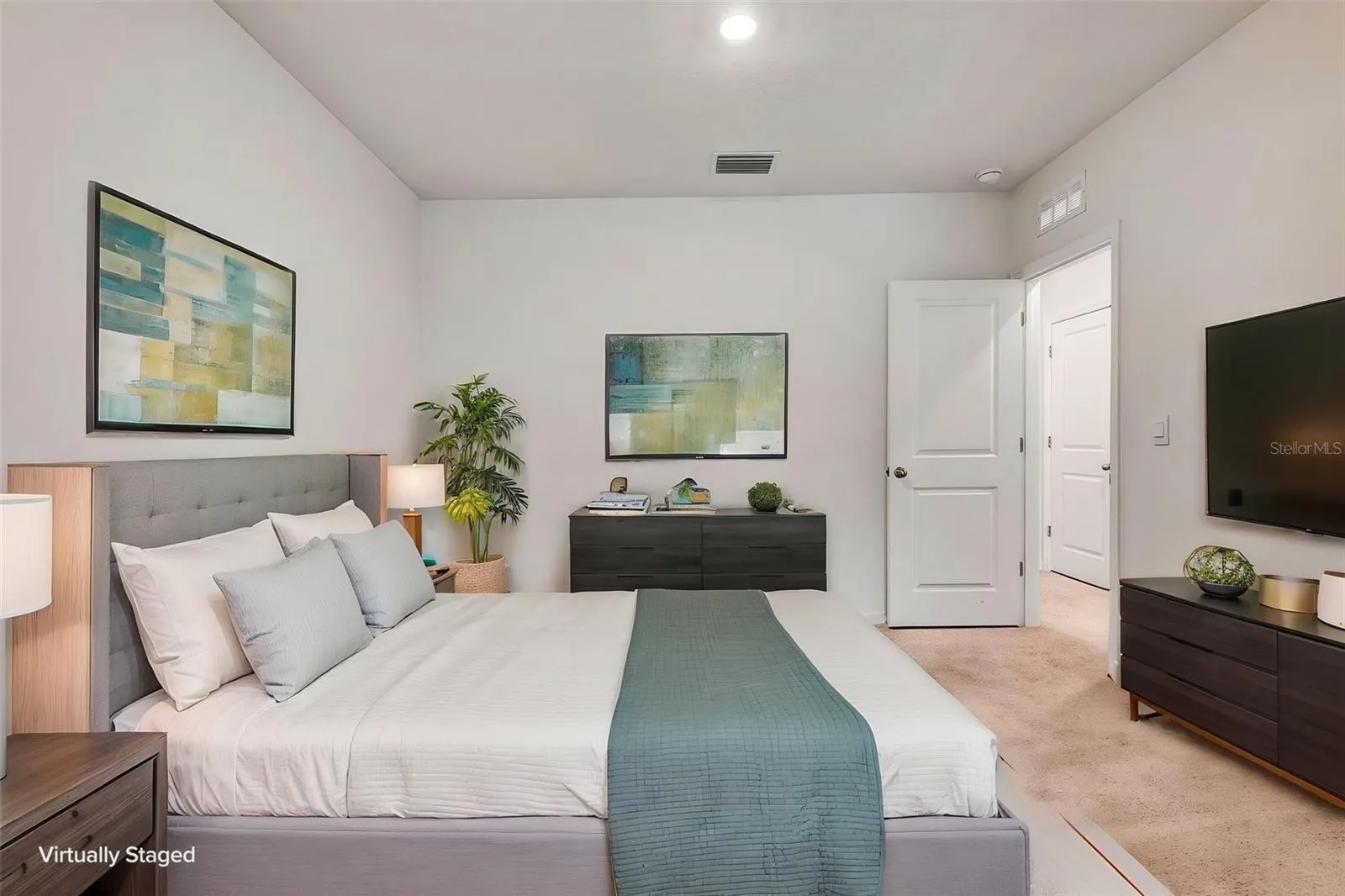 136 MANGROVE SHADE CIR