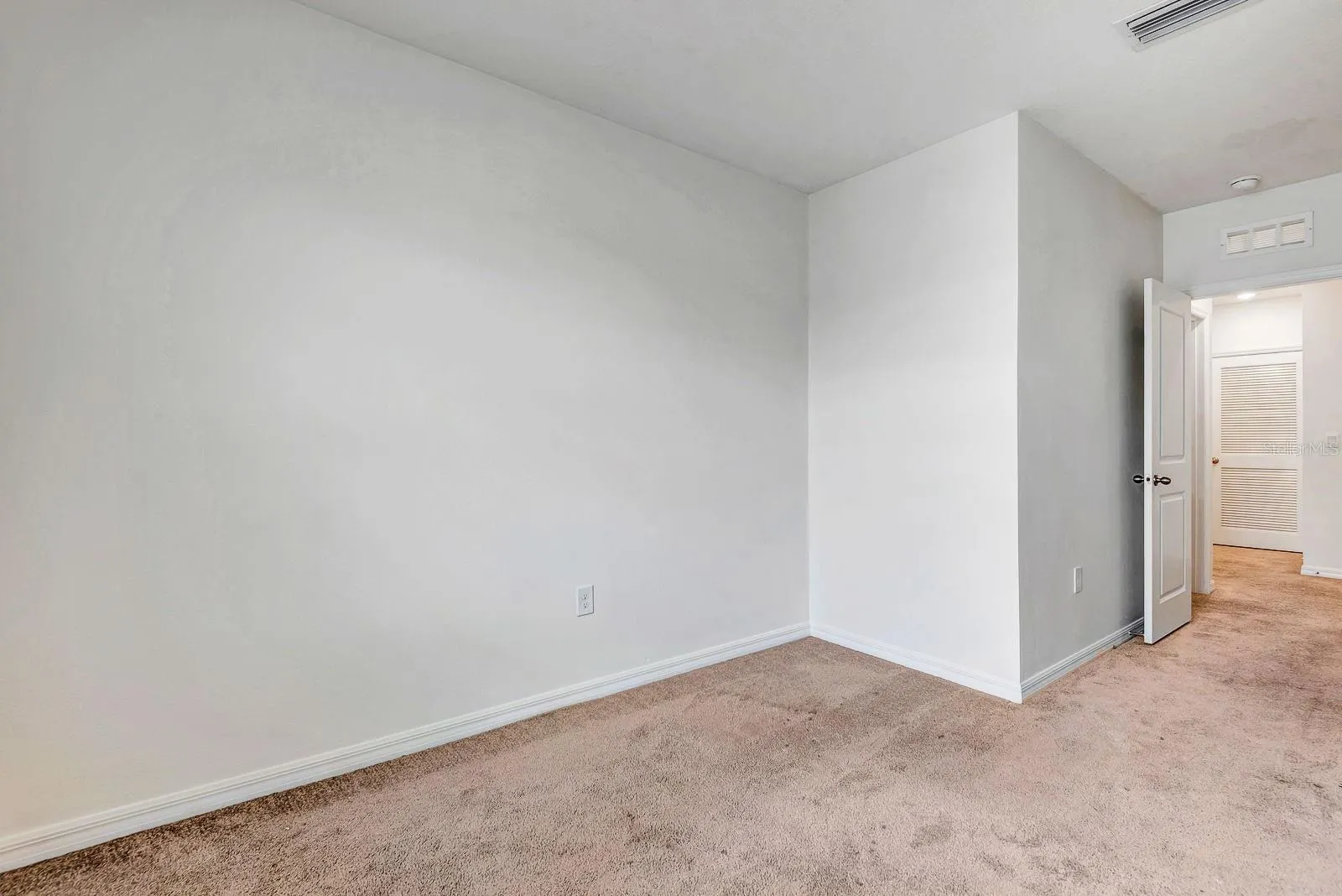 136 MANGROVE SHADE CIR