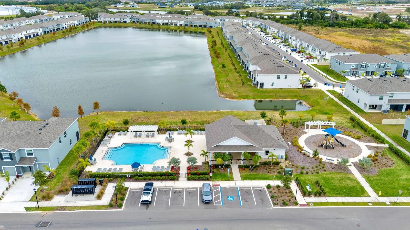 136 MANGROVE SHADE CIR