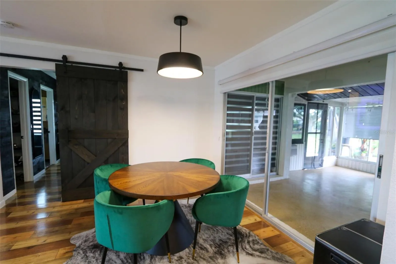 304 BROCKFIELD DR