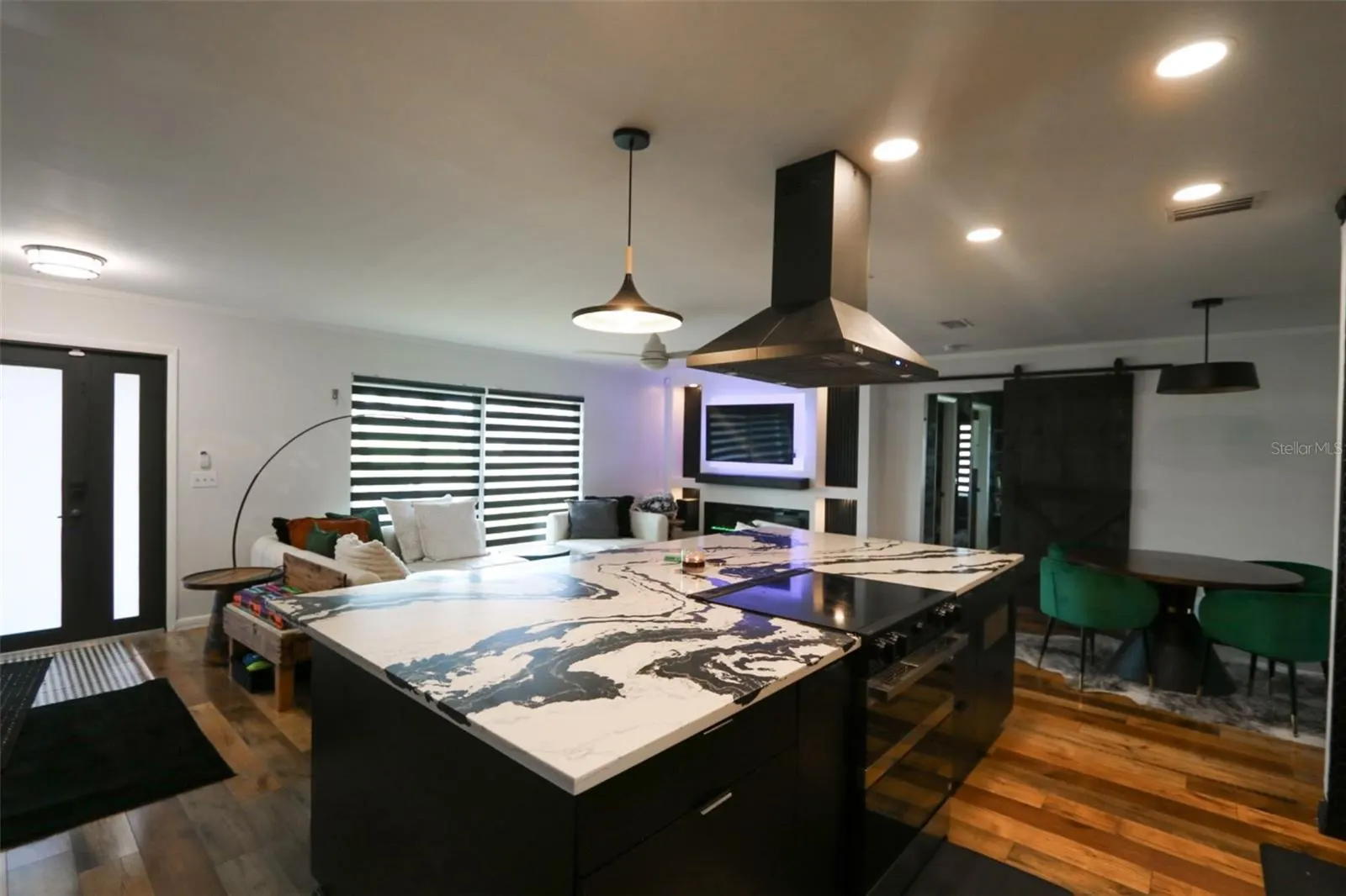 304 BROCKFIELD DR