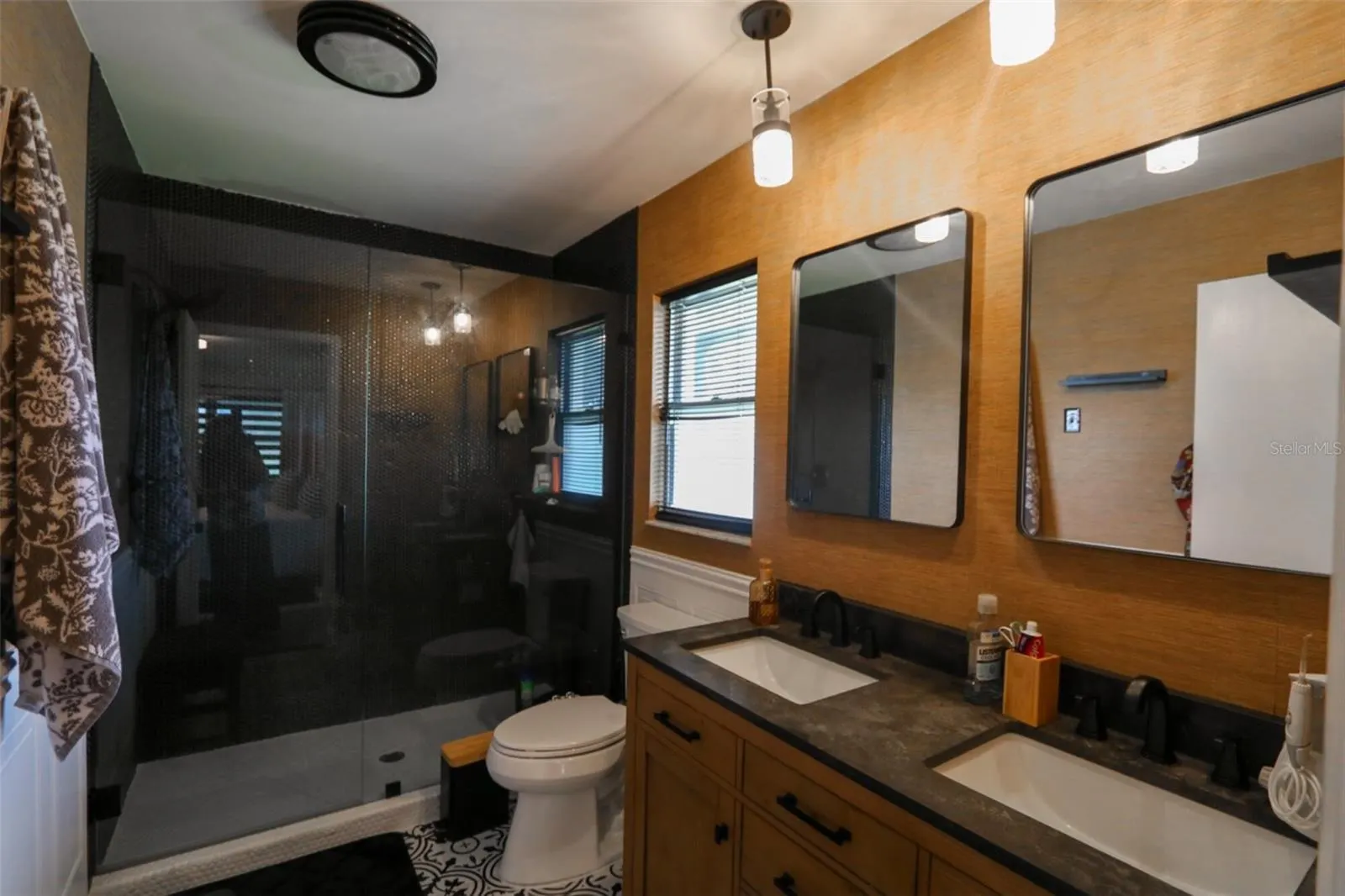 304 BROCKFIELD DR