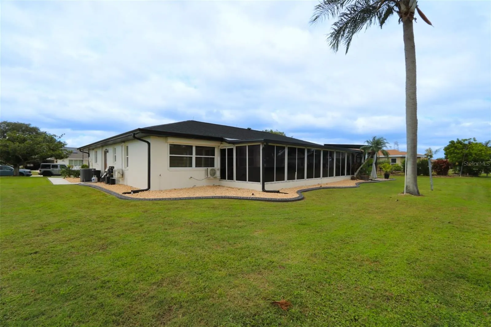 304 BROCKFIELD DR