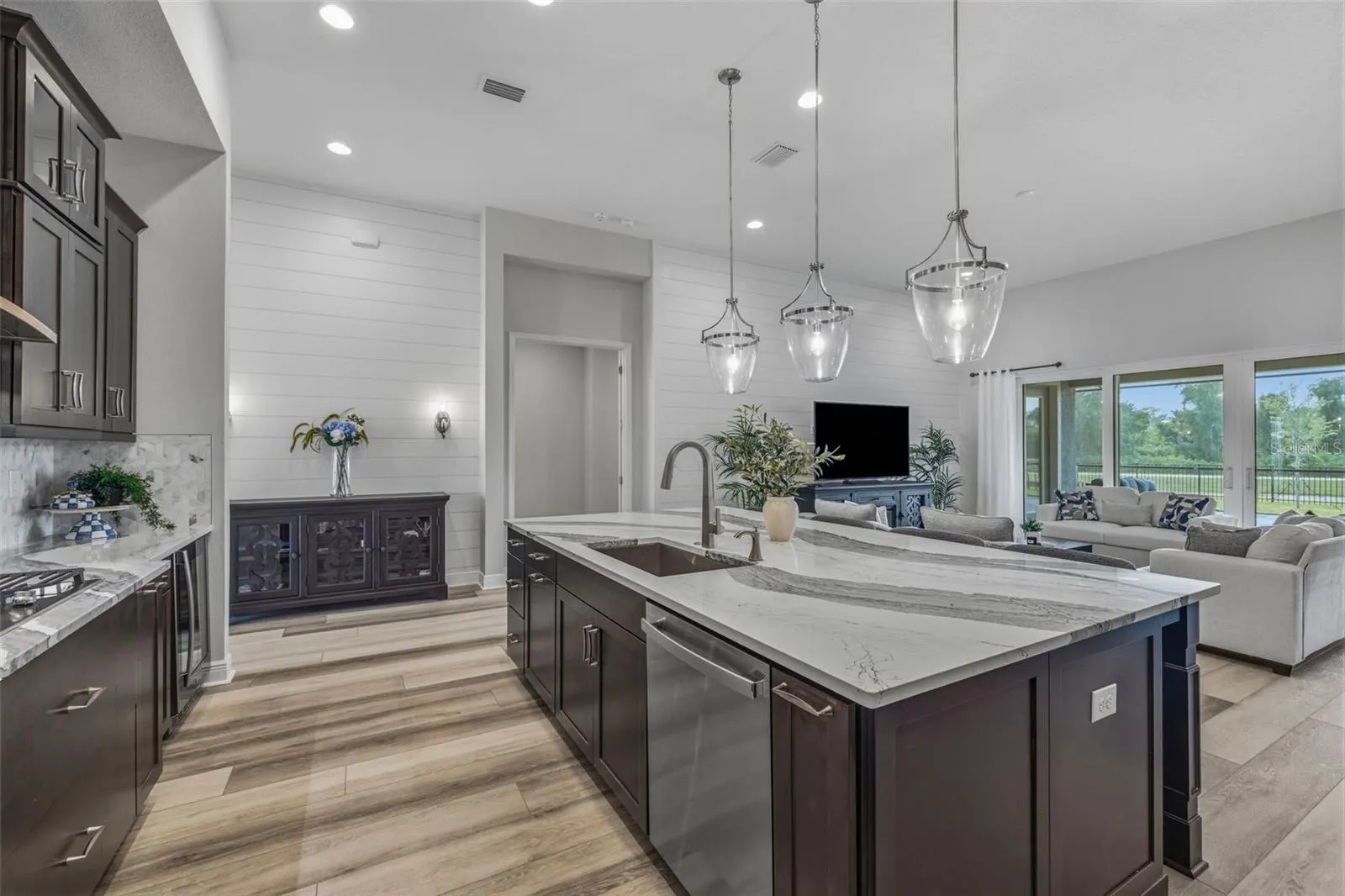 5254 WOLF CREEK DR