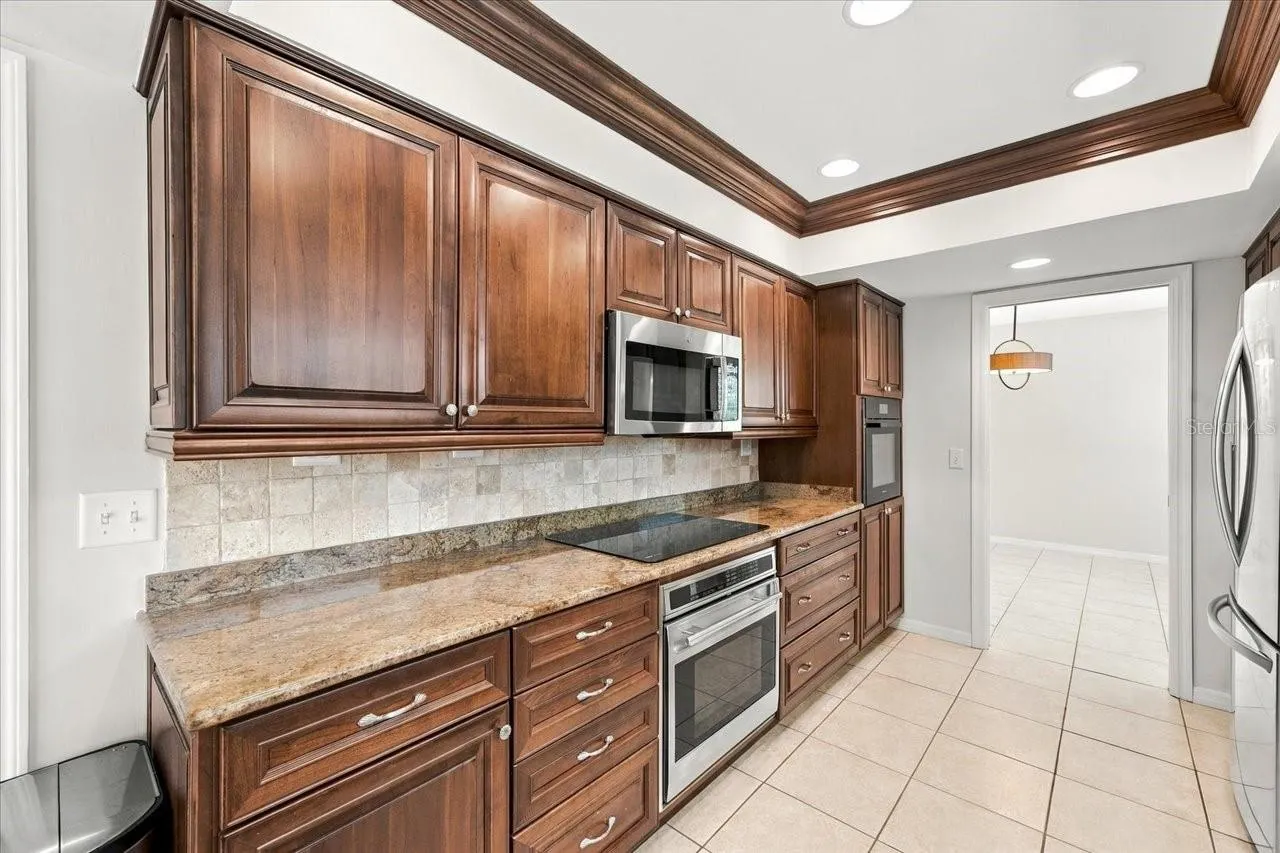 4110 CARROLLWOOD VILLAGE DR