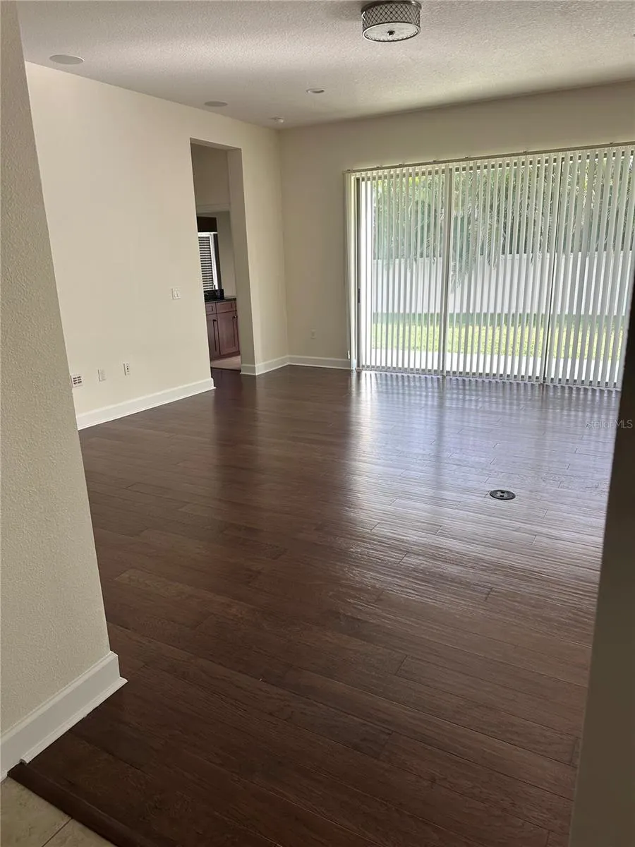 12907 BLISS LOOP