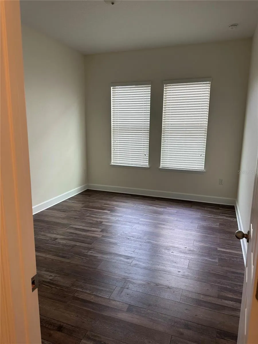 12907 BLISS LOOP