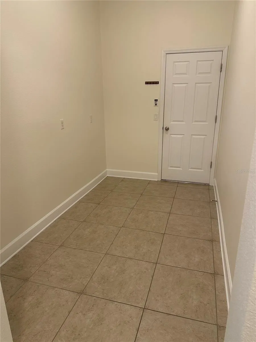 12907 BLISS LOOP