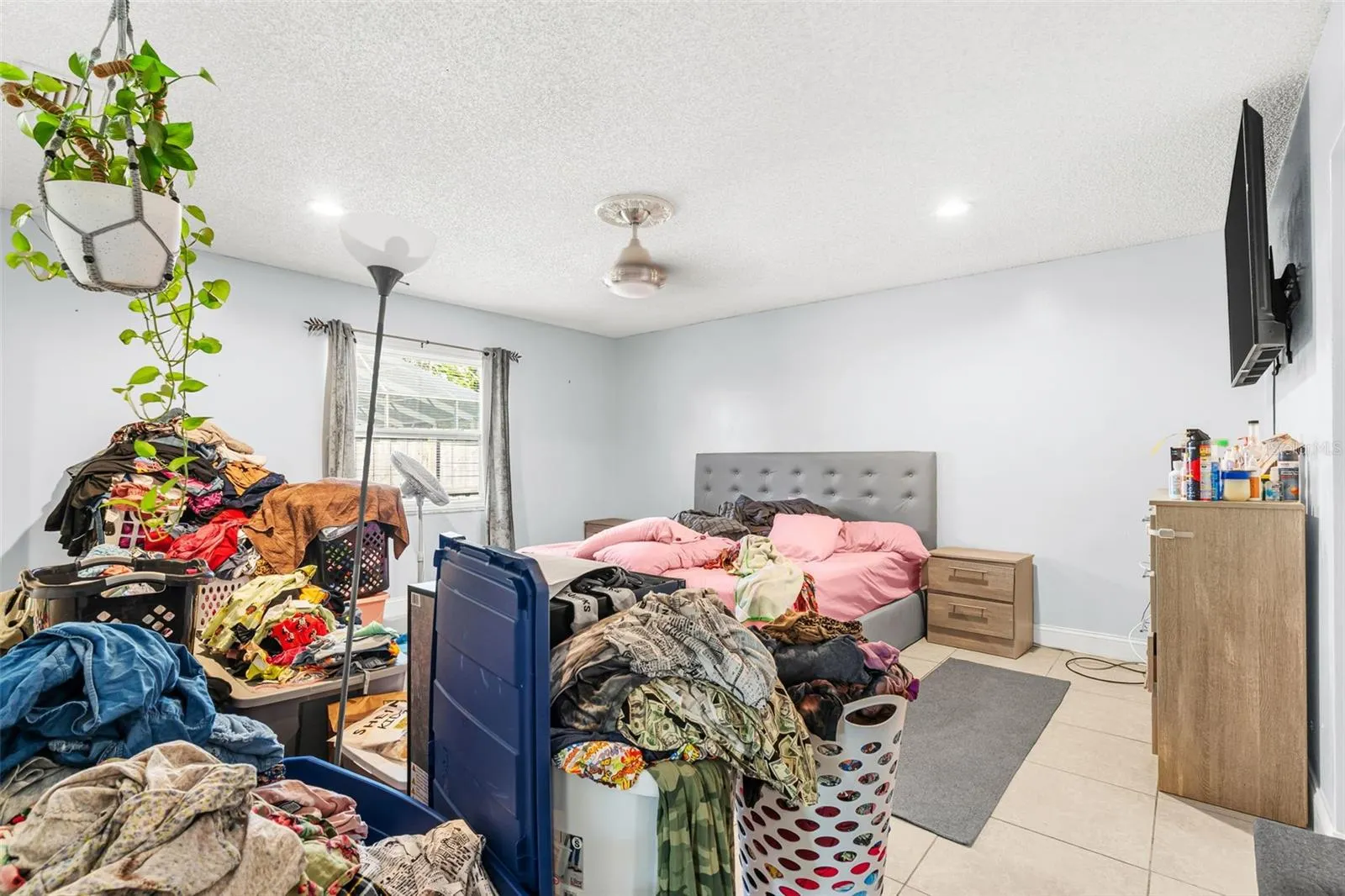 334 HOLLOWTREE DR
