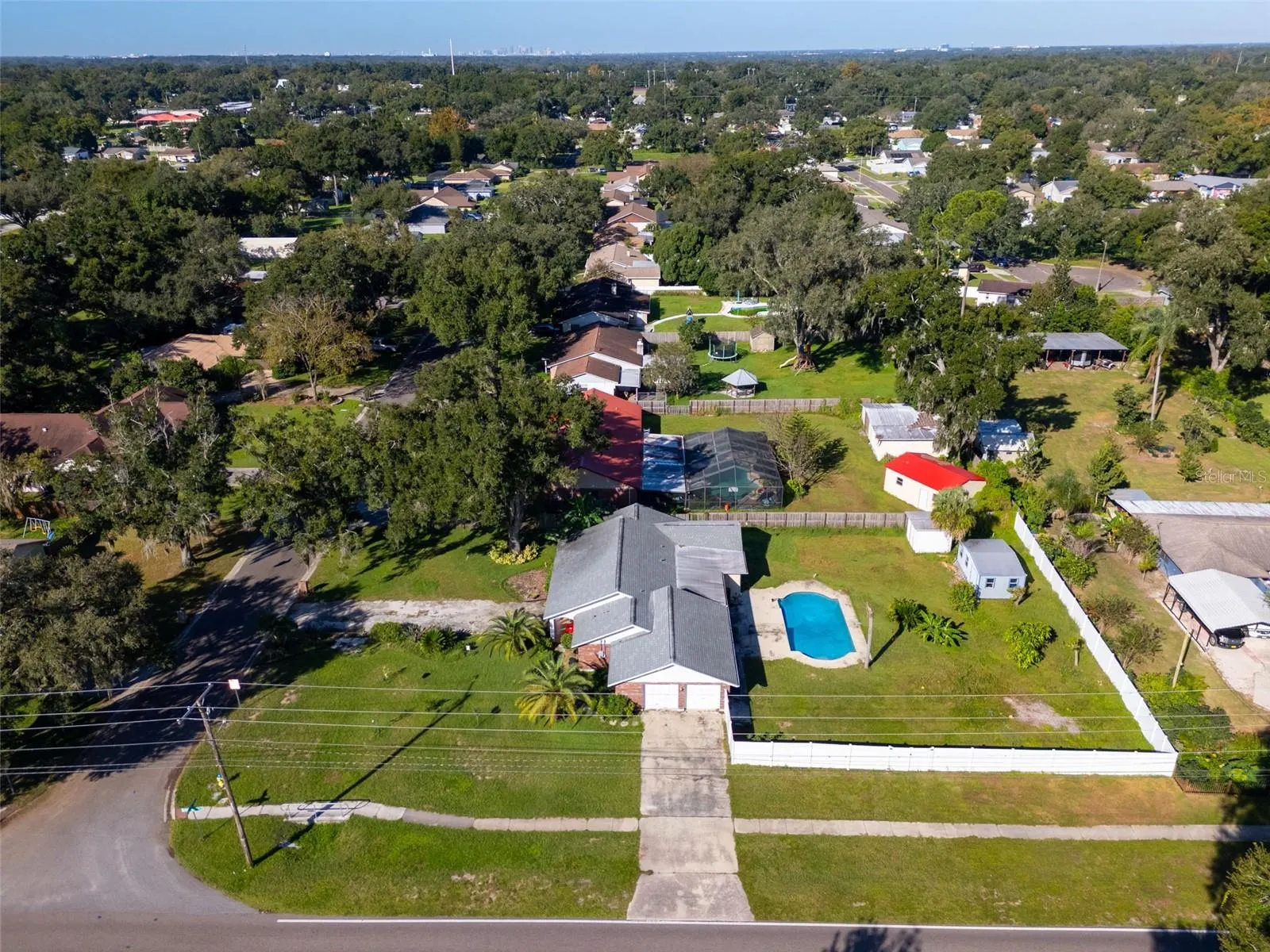 334 HOLLOWTREE DR