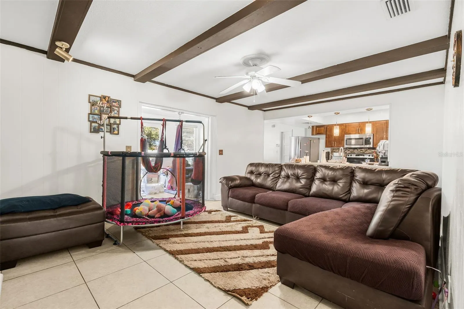 334 HOLLOWTREE DR