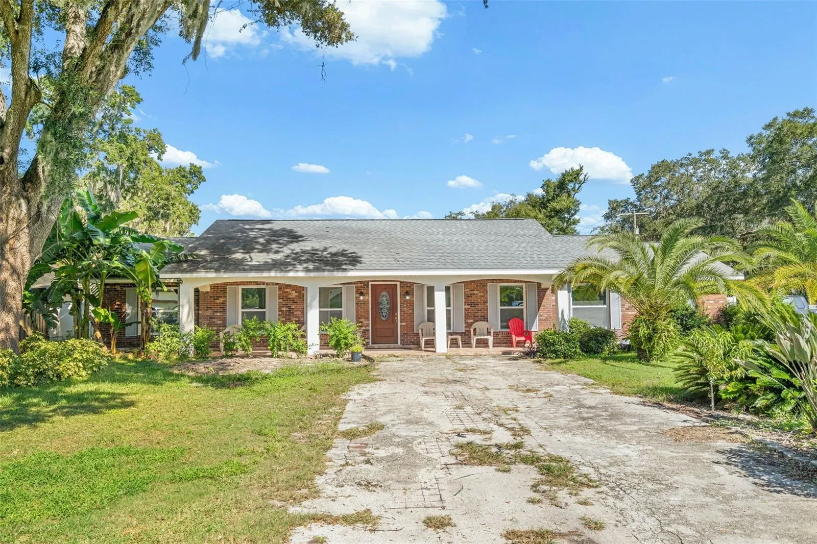334 HOLLOWTREE DR