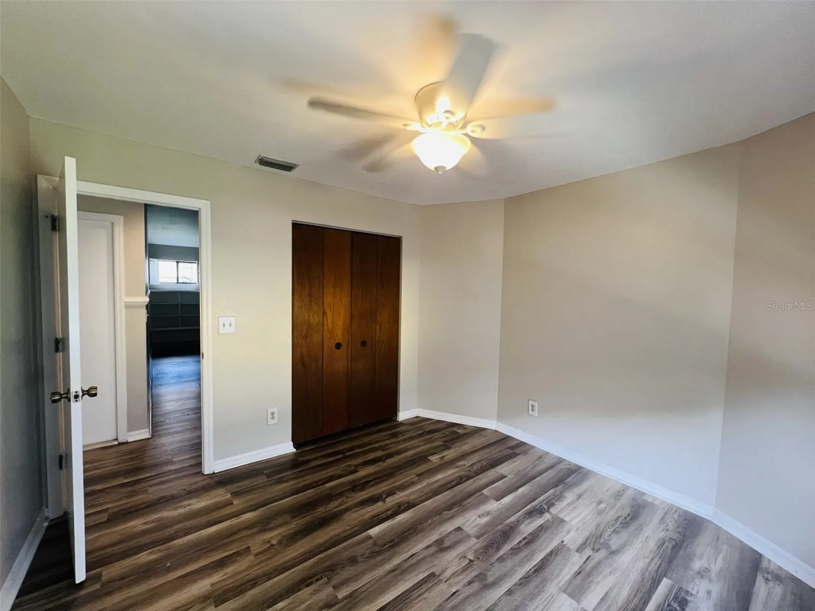 2222 SPRINGRAIN DR