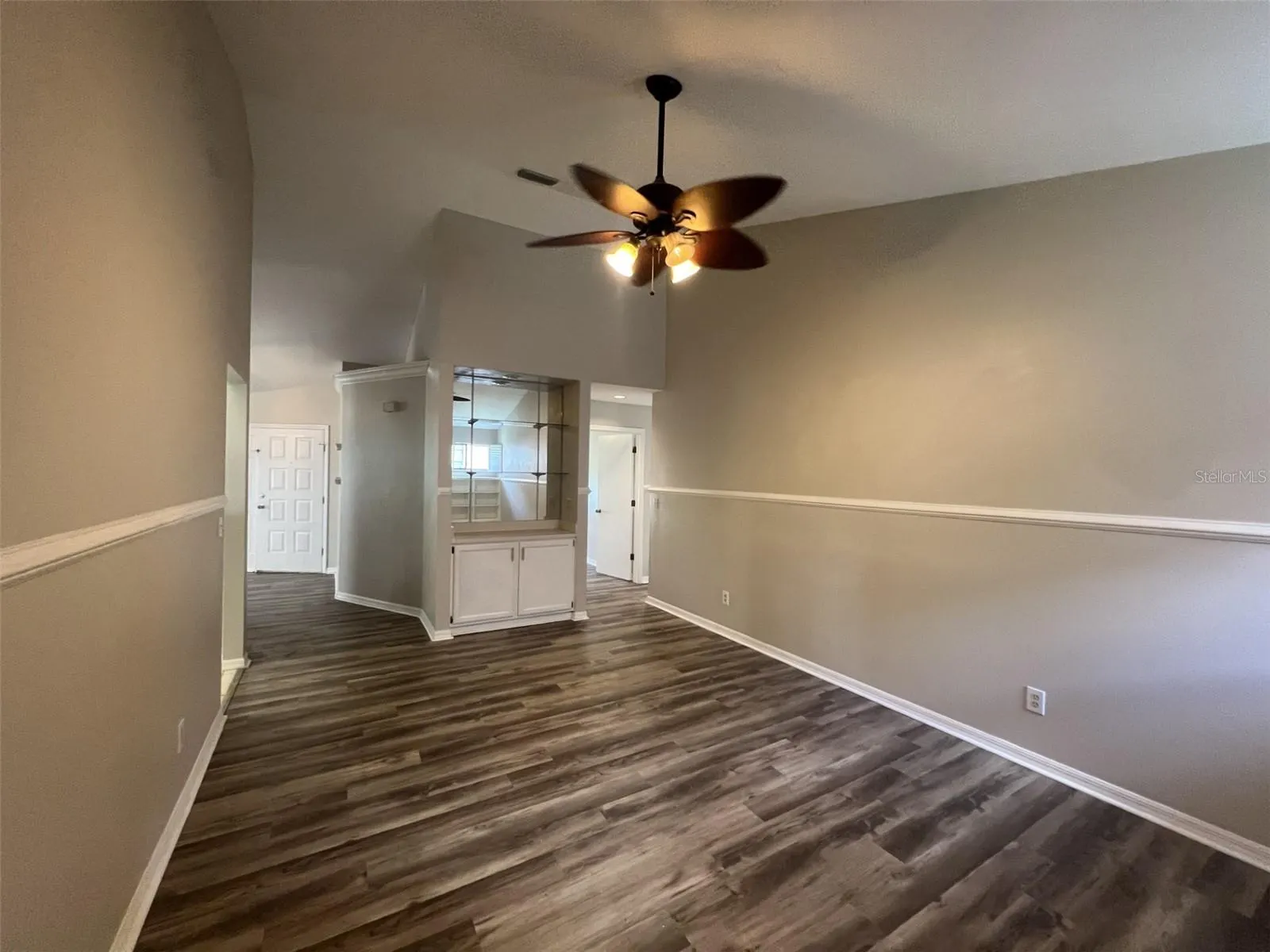 2222 SPRINGRAIN DR