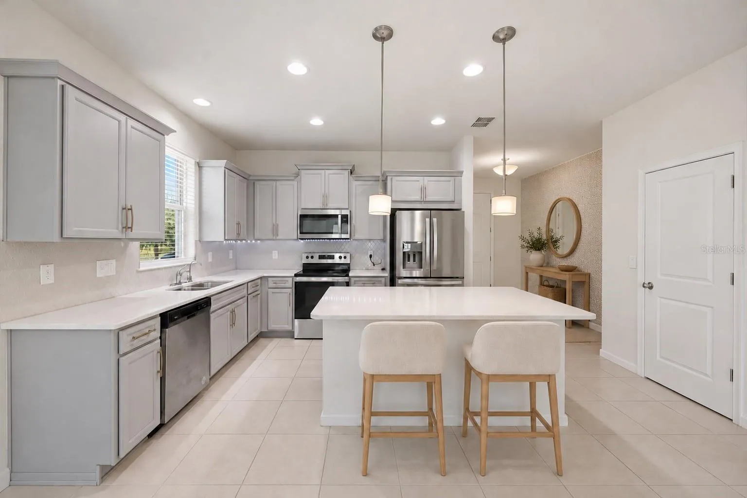 11417 BLUE WOODS DR