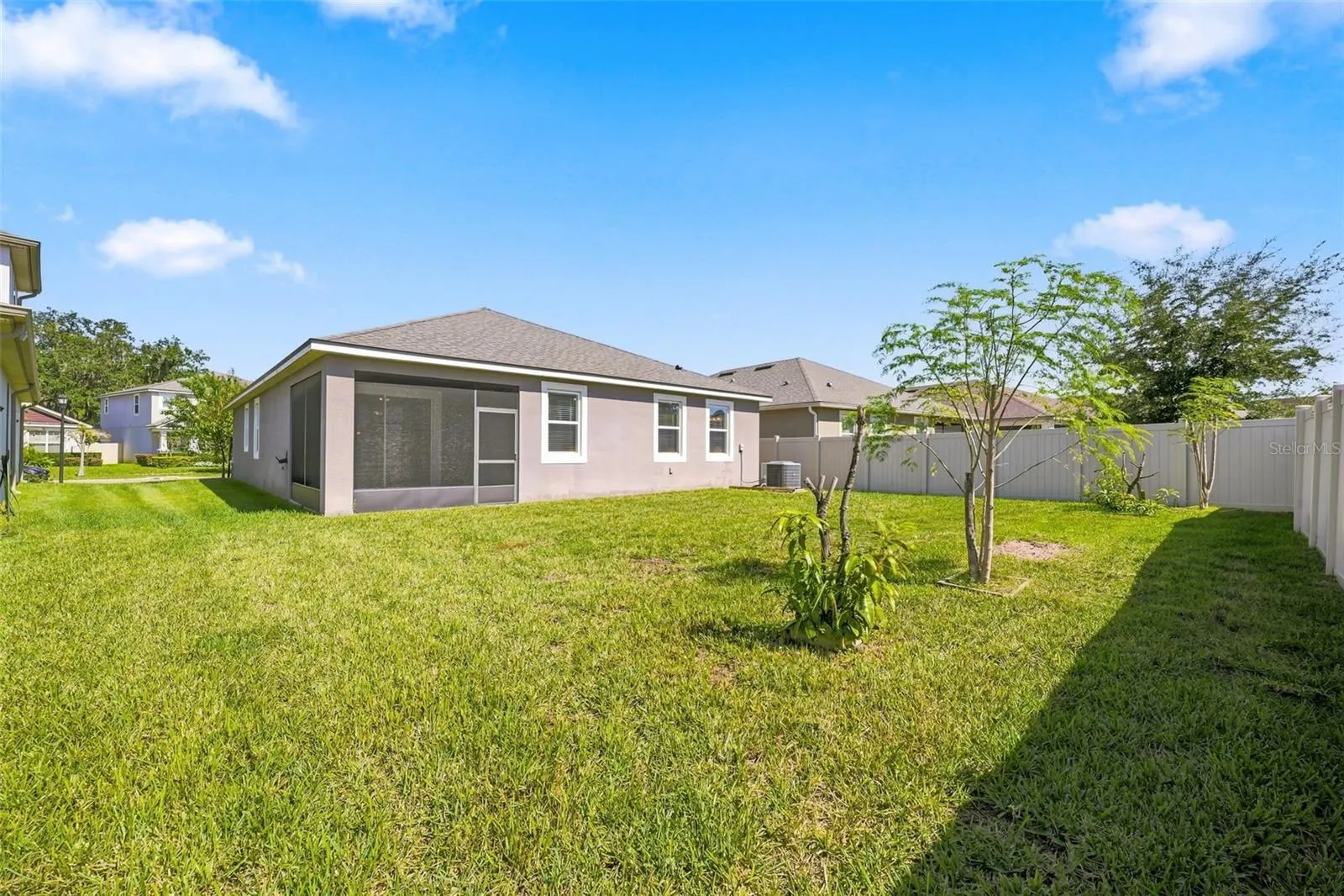 11417 BLUE WOODS DR
