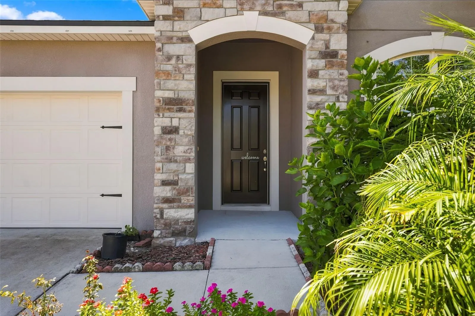 11417 BLUE WOODS DR